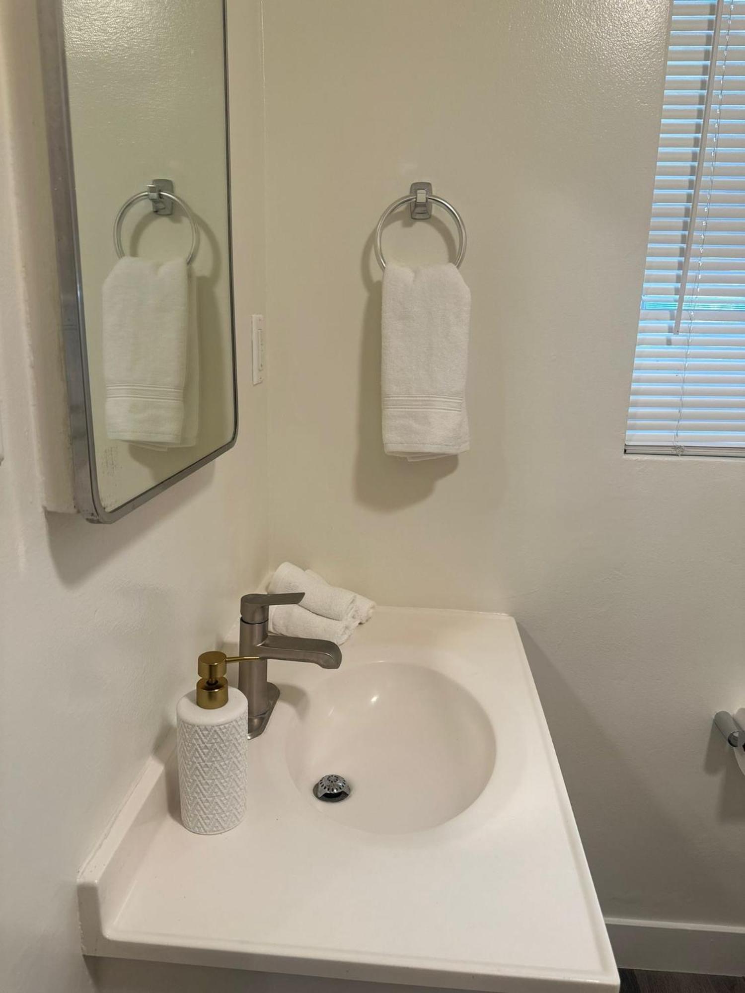 Splendid West Hollywood Free Wifi Apartment Лос Анджелис Екстериор снимка